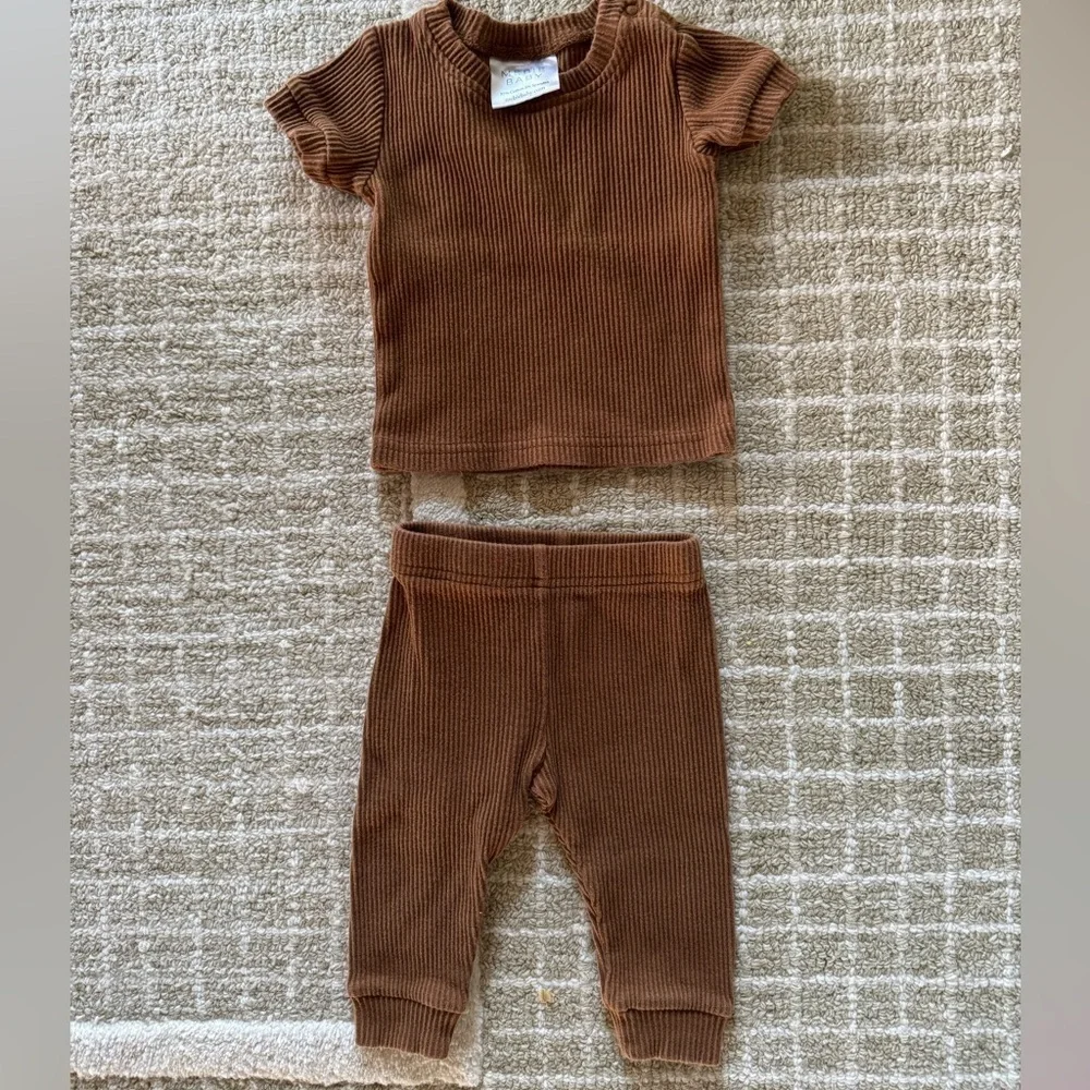 MEBIE BABY OUTFIT SIZE 3-6 MOS